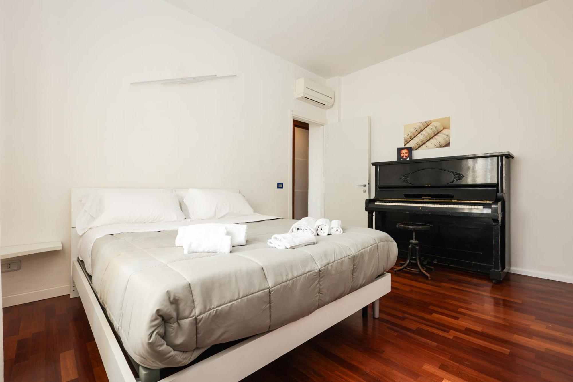 Modena Visit Apartment ภายนอก รูปภาพ