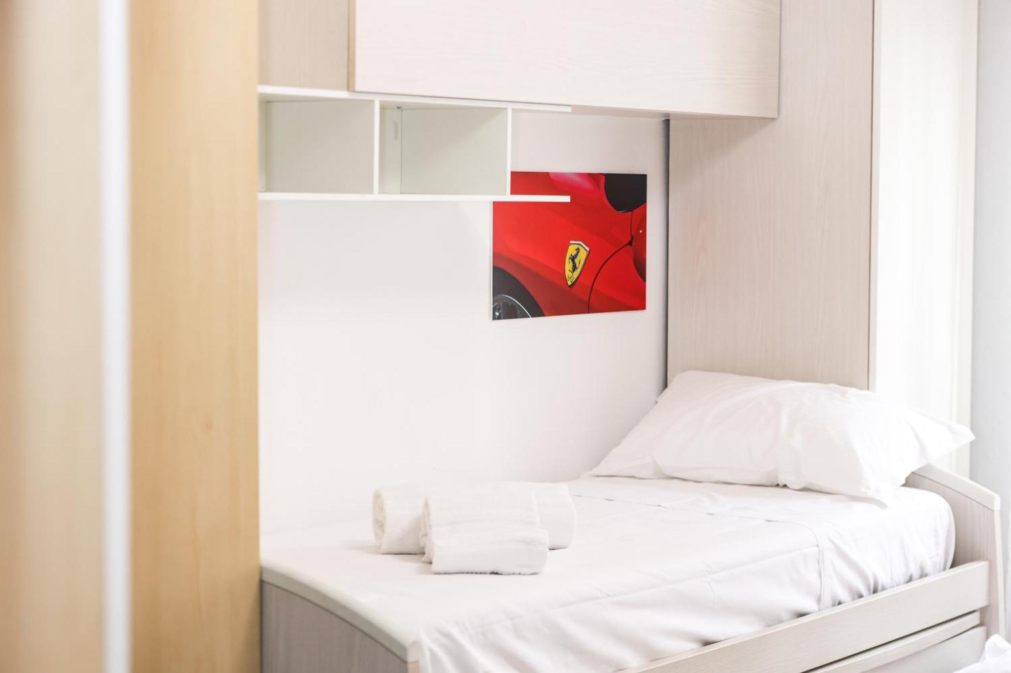 Modena Visit Apartment ภายนอก รูปภาพ
